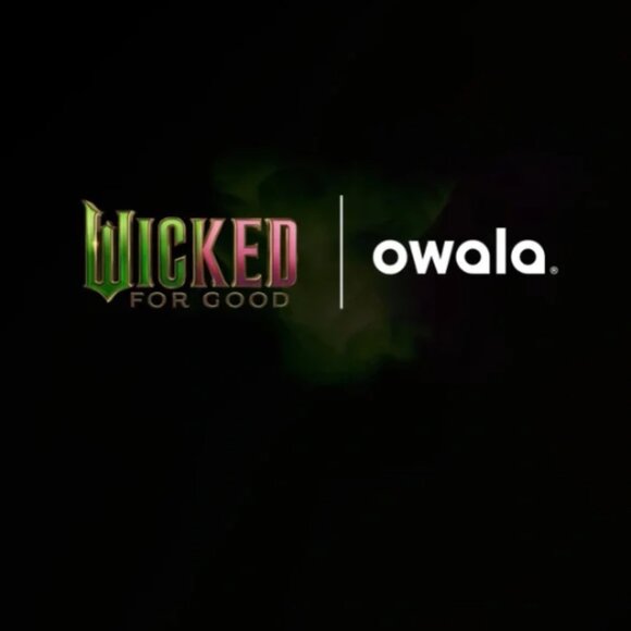 NWT Owala X Wicked For Good ELPHABA 32oz Freesip - Picture 3 of 10